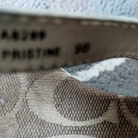 Coach "Pristine" Signature Patchwork Logo Sandals - Picture 12 of 15